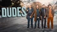 Dudes 1. Sezon 8. Bölüm Banner